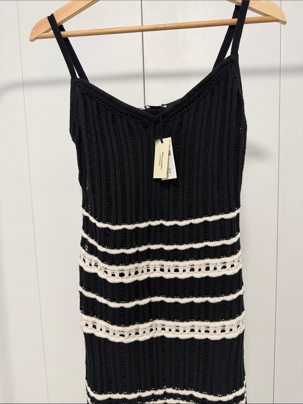 Abercrombie & Fitch Black and White Striped Maxi Dress. Cotton. - Picture 3 of 11